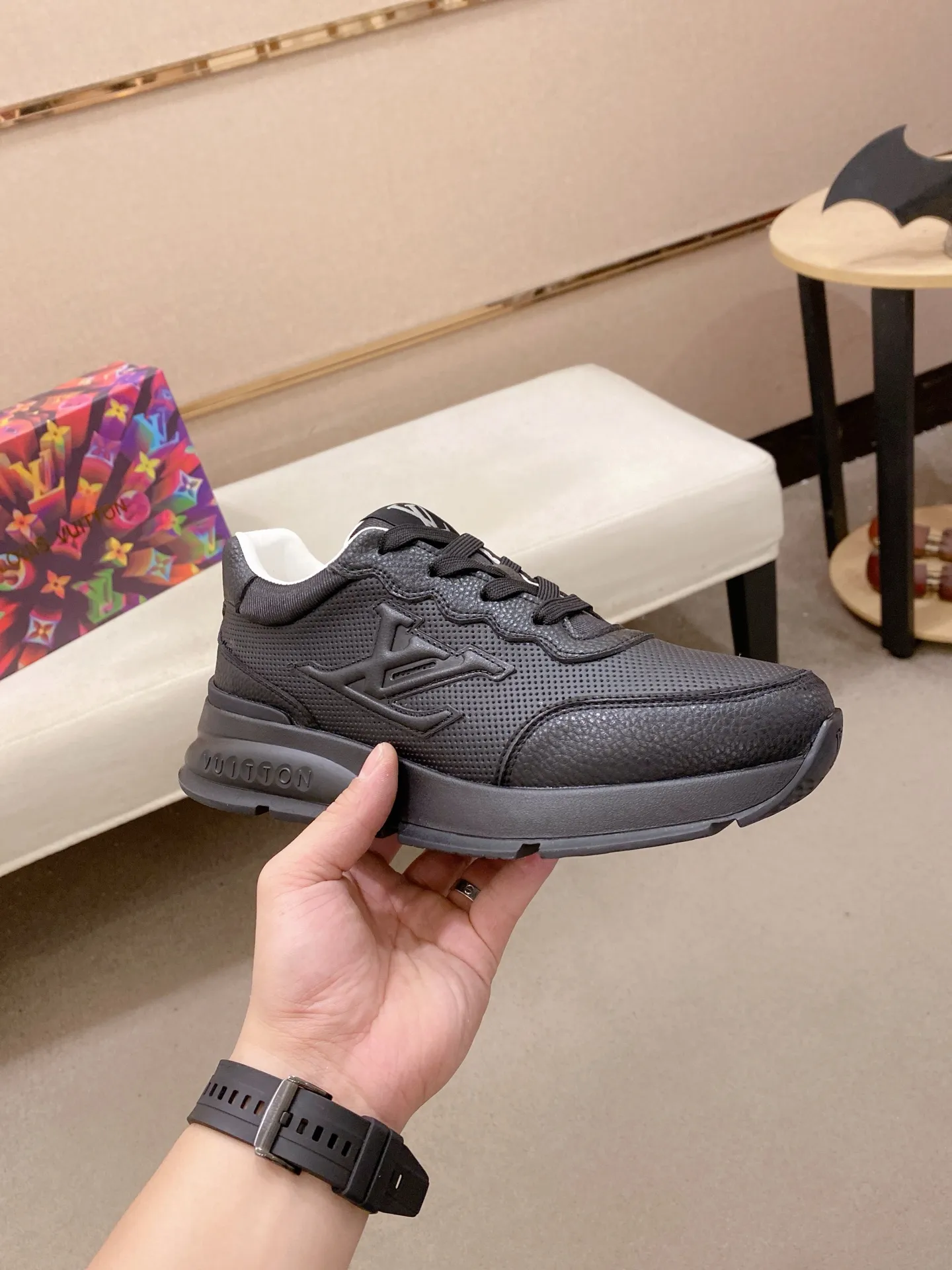 Men's shoes: 442💰🎉🎉LV~Louis Vuitton trendy men's shoes, new shipments, latest matching, the same style as the official website, super high quality, hot sales of the season [strong][strong][strong]Selected first-layer cowhide, comfortable sheepskin lining, original last, comfortable on the foot, wear-resistant rubber outsole, size: 38-44.